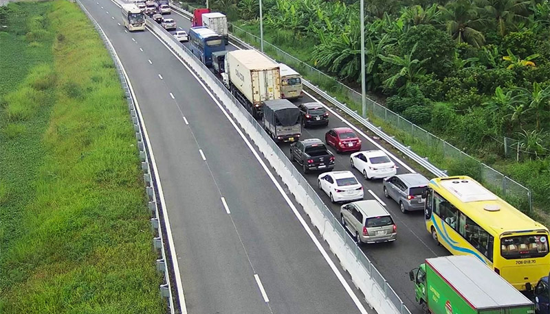 Trung Lương - Mỹ Thuận đón 59.000 lượt xe trong 2 ngày đầu lưu thông 